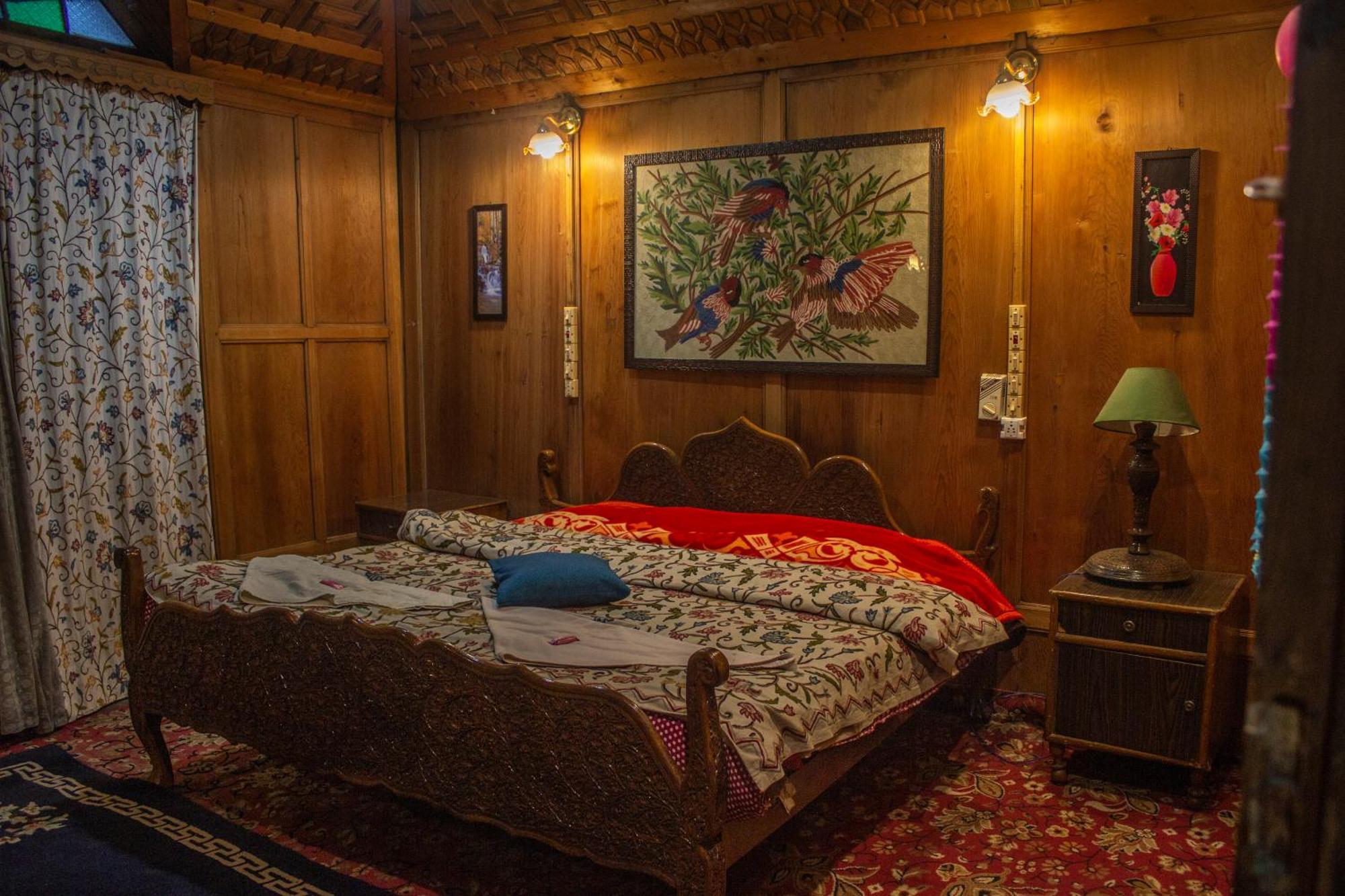 Bed and Breakfast House Boat New Manora Srīnagar Zewnętrze zdjęcie
