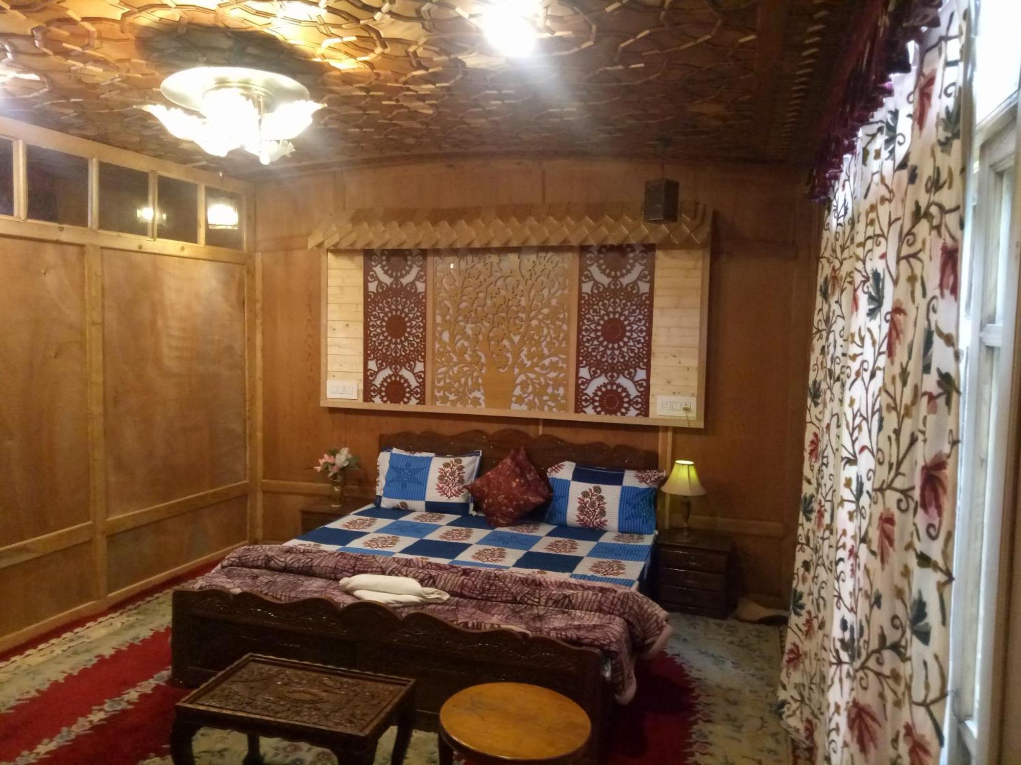 Bed and Breakfast House Boat New Manora Srīnagar Zewnętrze zdjęcie