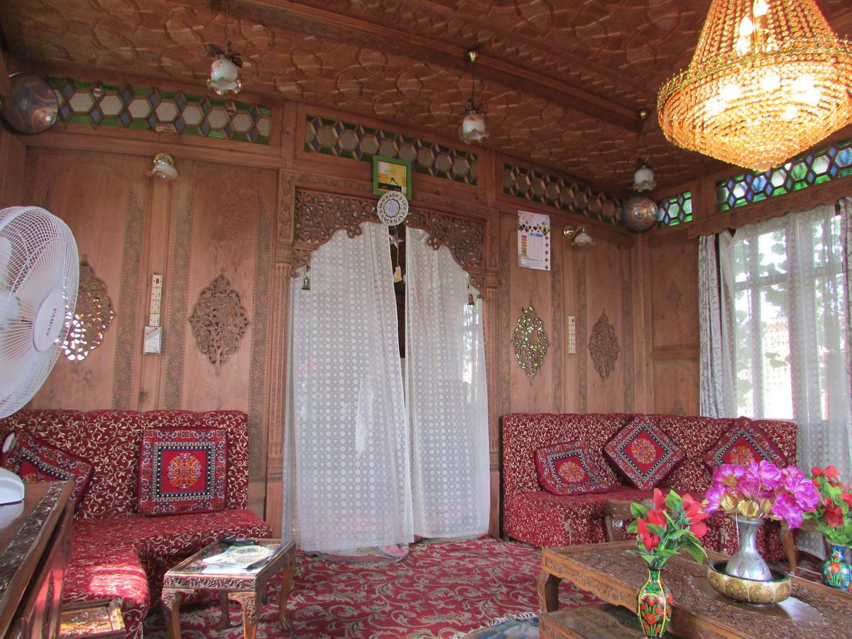 Bed and Breakfast House Boat New Manora Srīnagar Zewnętrze zdjęcie