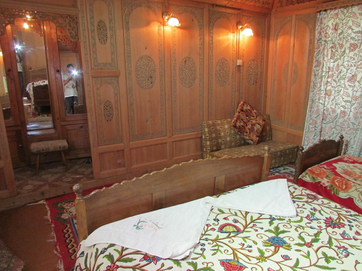 Bed and Breakfast House Boat New Manora Srīnagar Zewnętrze zdjęcie