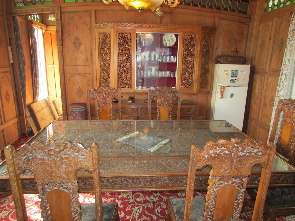 Bed and Breakfast House Boat New Manora Srīnagar Zewnętrze zdjęcie